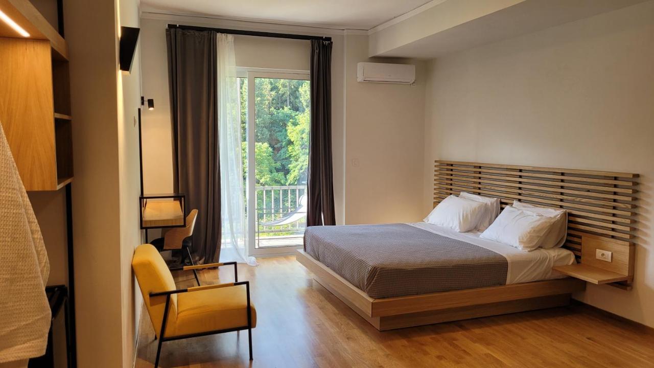 Theoxenia Hotel Андріцена Екстер'єр фото