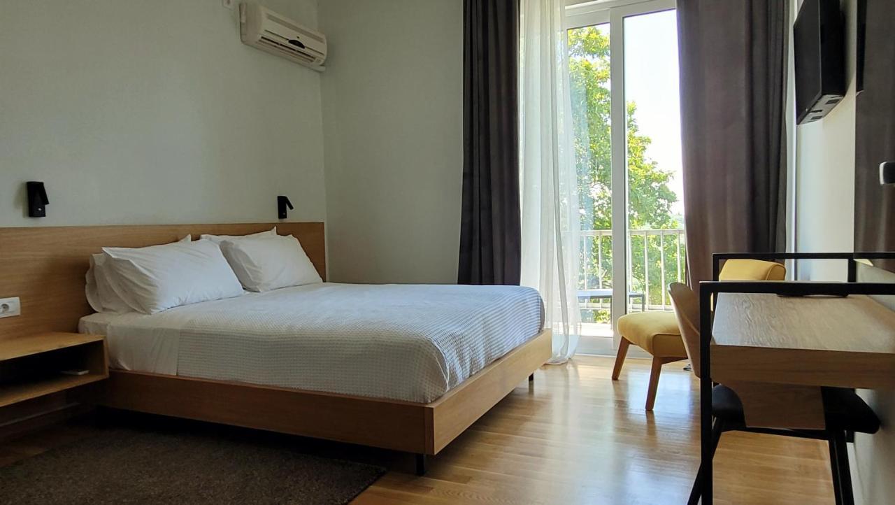 Theoxenia Hotel Андріцена Екстер'єр фото
