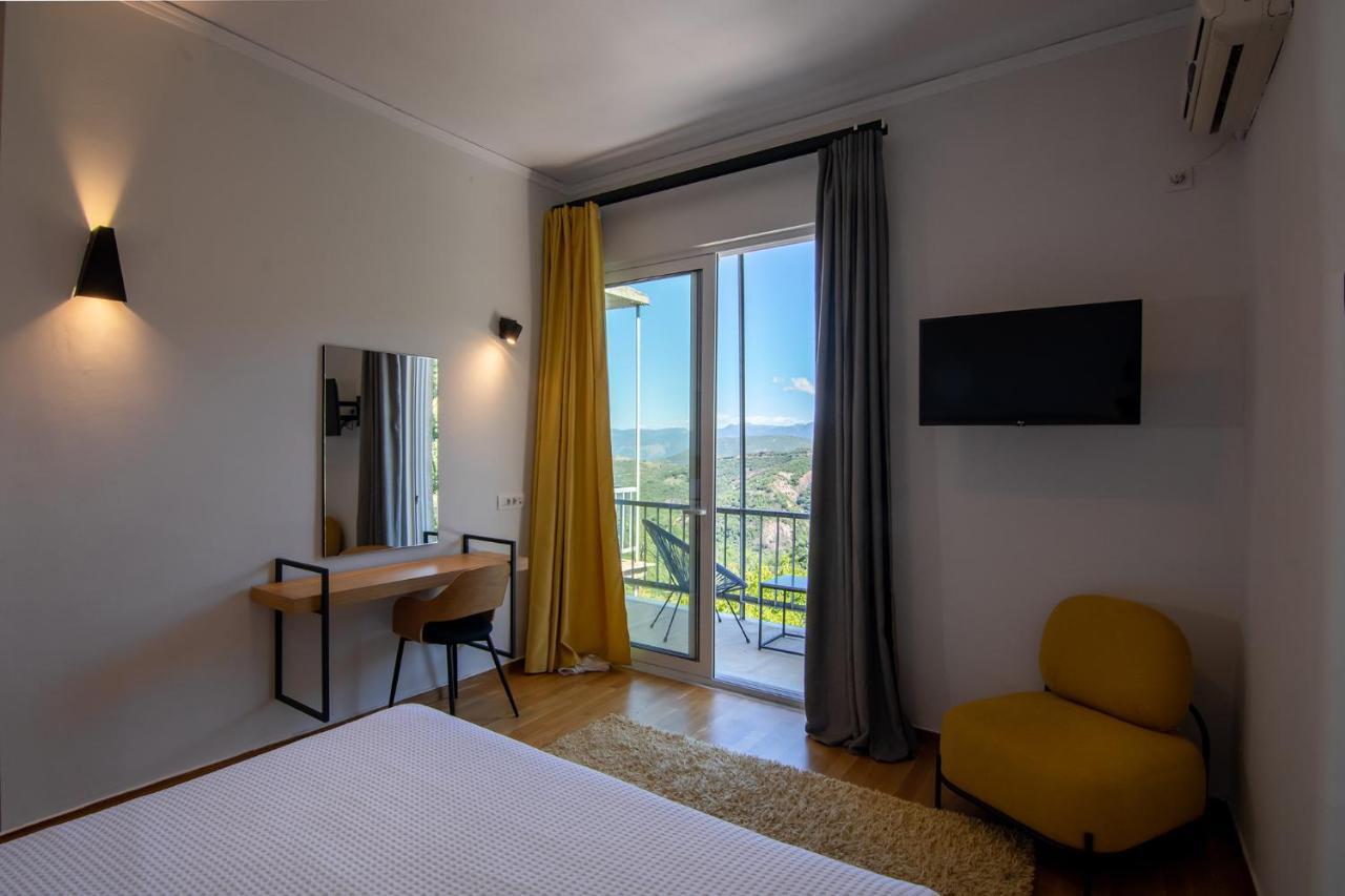 Theoxenia Hotel Андріцена Екстер'єр фото